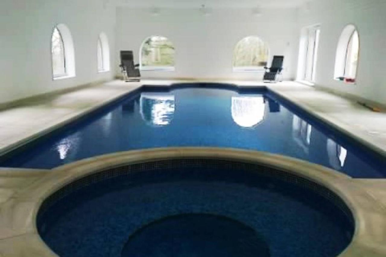Country Manor House With Indoor Pool And Hot Tub Villa Rochester  Ngoại thất bức ảnh